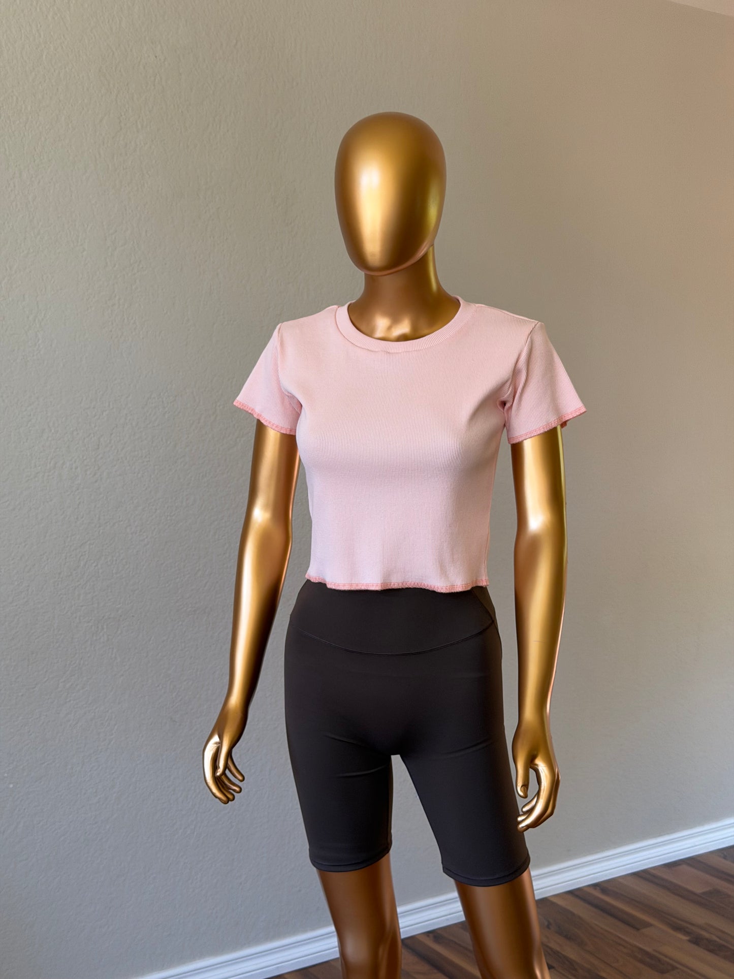 🌼Women's T-Shirt in Premium Stretch
Rib Knit