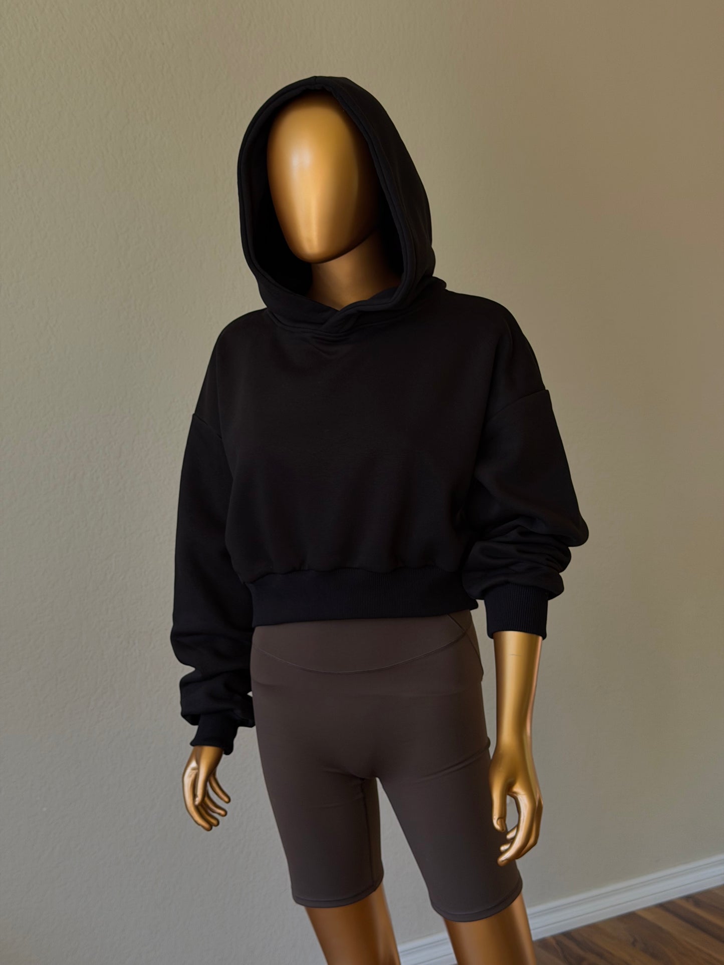 🖤Cropped Hoodie - Soft Fleece
Interior